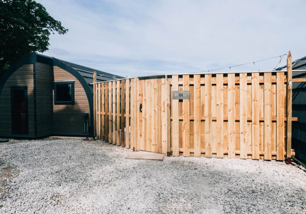 Eastfield Glamping Farm Poppy
